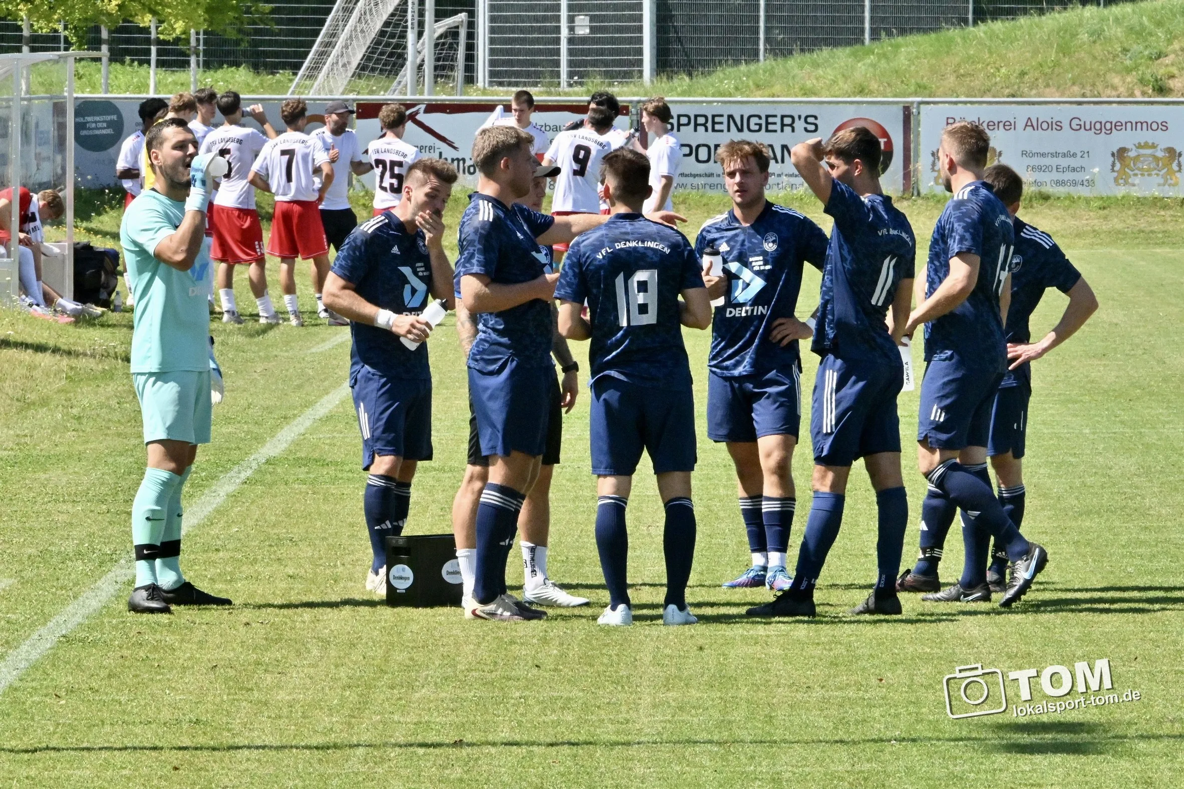 "Jung gegen Alt" endet 1:1 (Bild 12 von 16)