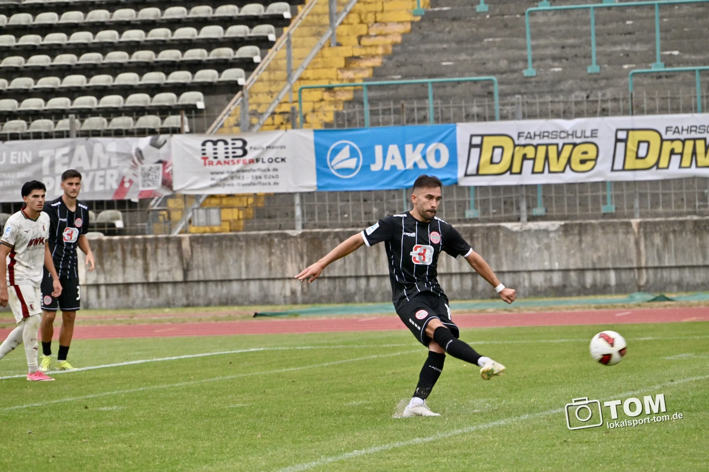 FC Augsburg II – TSV Landsberg (Bild 1 von 26)